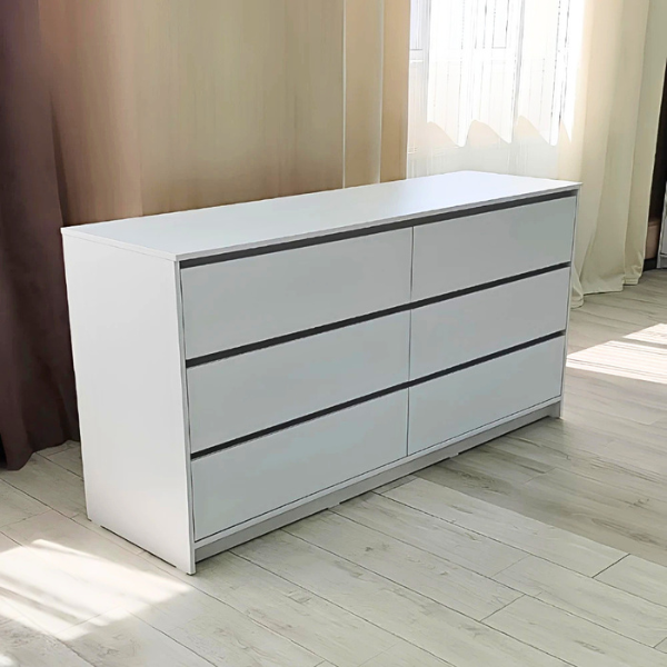 Komoda se 6 zásuvkami Lovitto Gekko. 175×51×87 cm. Bílá